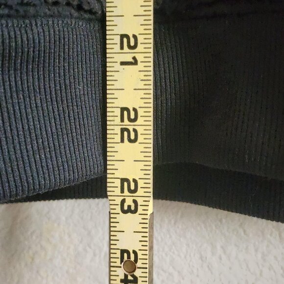 Athleta Sweater Womens Small Black Sherpa Pullover Cozy Fleece Warm Pockets - Picture 9 of 10